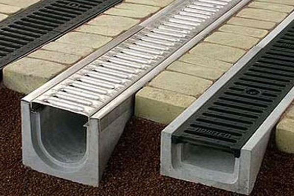 Водостік бетонний 1,0м з оцинкованою решіткою